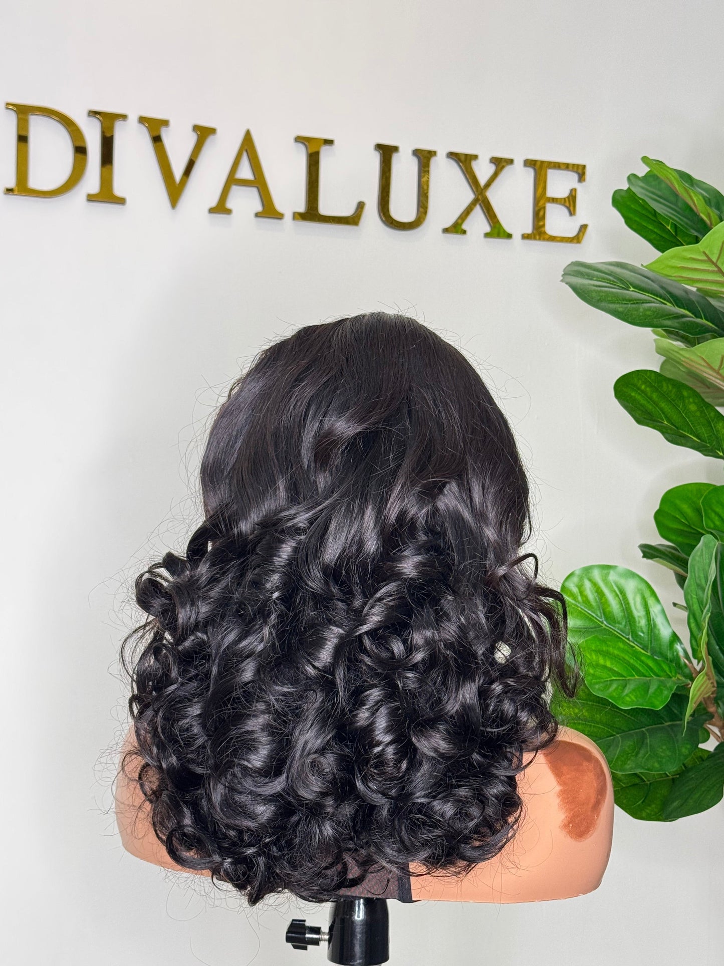 12” Luxury Bouncy Curls